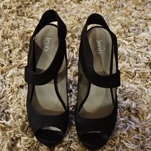 Levity Elegant Black Peep-Toe Heels